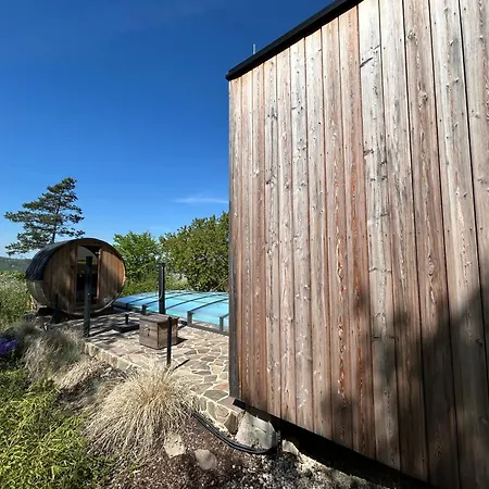 Budka - Parties Not Allowed * Hradišťko