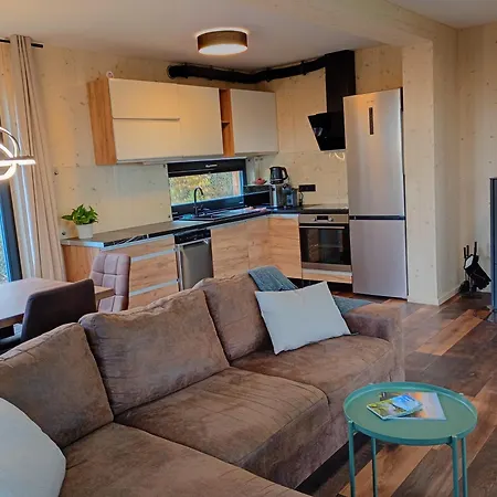 Budka - Parties Not Allowed *