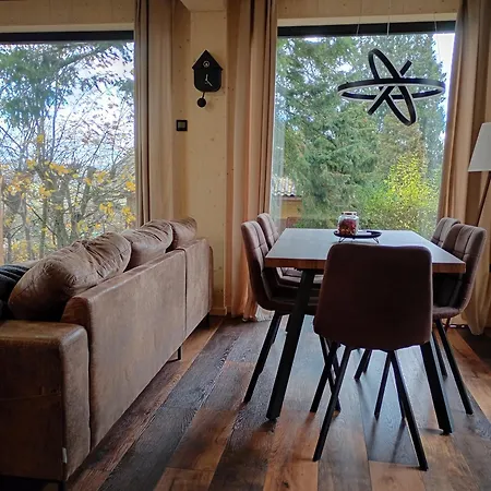 Budka - Parties Not Allowed Сasa de vacaciones Hradišťko