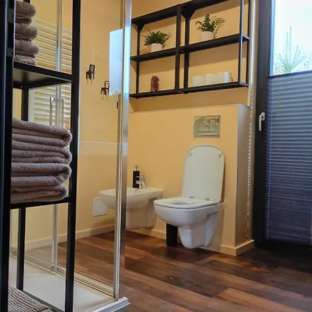 Budka - Parties Not Allowed בית נופש