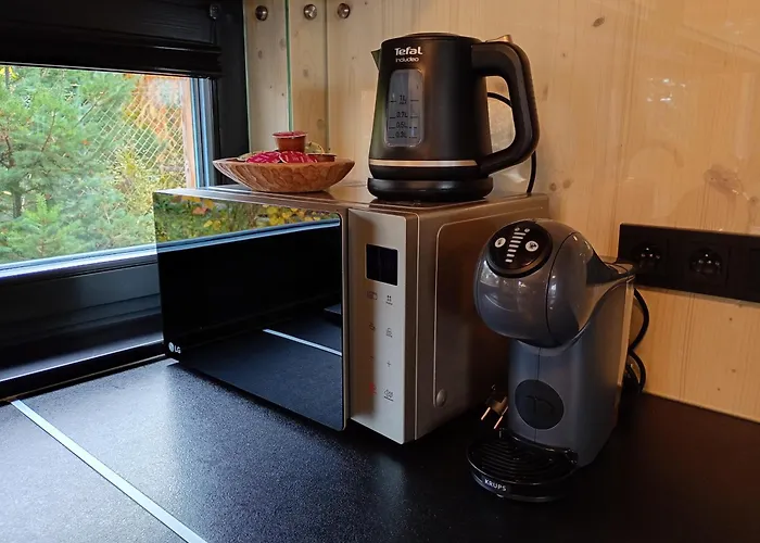 Budka - Parties Not Allowed Hébergement de vacances