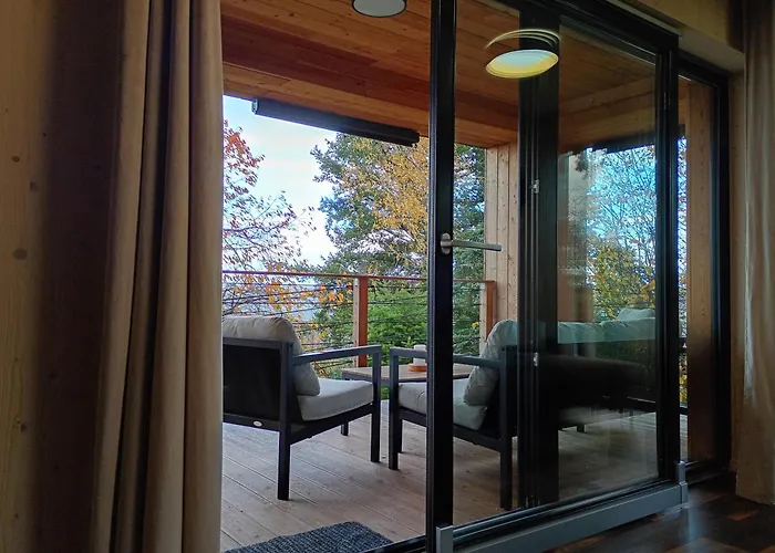 Budka - Parties Not Allowed