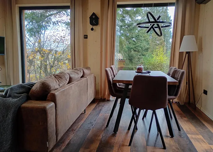 Budka - Parties Not Allowed Hébergement de vacances Hradišťko